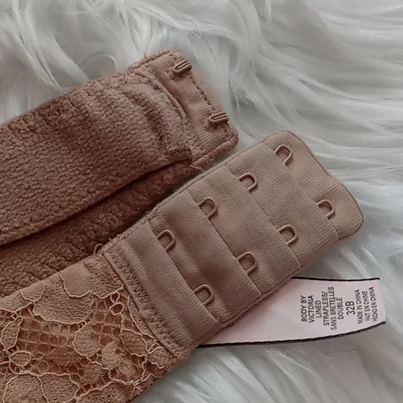 Victoria secret womans strapless bra - Picture 3 of 8